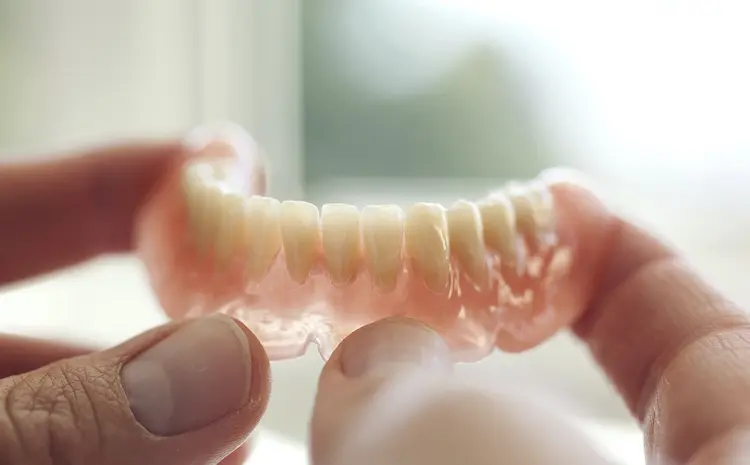 Understanding when to replace a denture is essential for preventing any worsening conditions or discomfort.